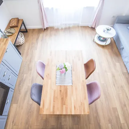 Apartamento Lion's Bridge Boutique 2bdrm Apt, Center Gem